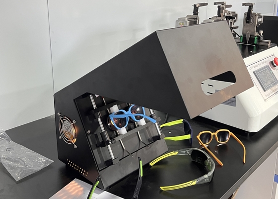 Tester di posizione dell'asse di polarizzazione per occhiali da sole