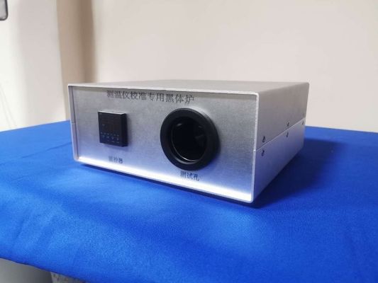 Prezzo buono Fornace speciale del corpo nero di calibratura infrarossa del termometro del touch screen con l'operazione facile in linea